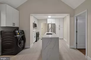 8023 Washington Ave, Alexandria, VA 22308 - Photo 16
