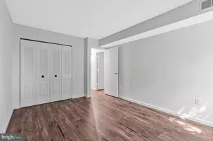 2210 Springwood Dr, Reston, VA 20191 - Photo 20