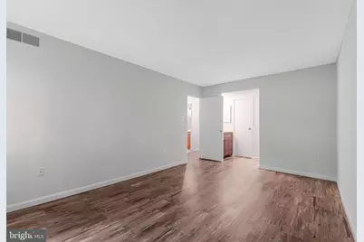2210 Springwood Drive #107, Reston, VA 20191 - Photo 16