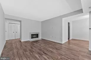 2210 Springwood Dr, Reston, VA 20191 - Photo 8
