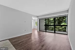 2210 Springwood Dr, Reston, VA 20191 - Photo 1