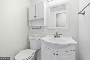 2410 Parkers Ln, Alexandria, VA 22306 - Photo 24