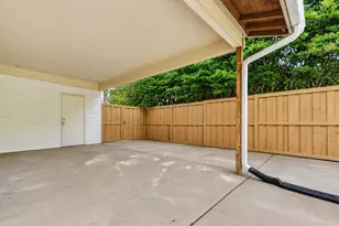 2410 Parkers Ln, Alexandria, VA 22306 - Photo 2