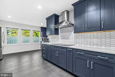 2410 Parkers Lane, Alexandria, VA 22306 - Photo 8