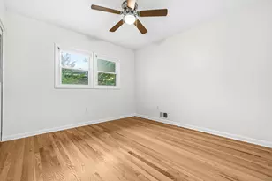 2410 Parkers Ln, Alexandria, VA 22306 - Photo 20