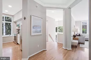 11540 Hemingway Dr, Reston, VA 20194 - Photo 6