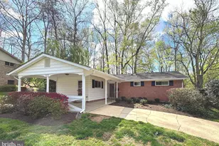 8459 Thames St, Springfield, VA 22151 - Photo 2