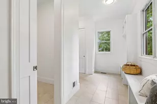 7926 Bolling Dr, Alexandria, VA 22308 - Photo 36