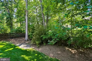 7926 Bolling Dr, Alexandria, VA 22308 - Photo 34