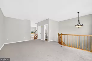 2461 Rolling Plains Dr, Herndon, VA 20171 - Photo 6
