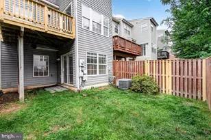 2461 Rolling Plains Dr, Herndon, VA 20171 - Photo 34