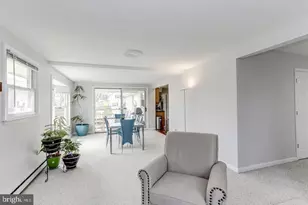 4311 Pergate Ln, Fairfax, VA 22033 - Photo 12