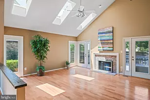3120 Jerman Ln, Oakton, VA 22124 - Photo 6