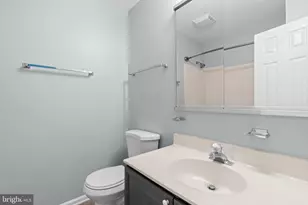 6749 Cardinal Woods Ct, Lorton, VA 22079 - Photo 22