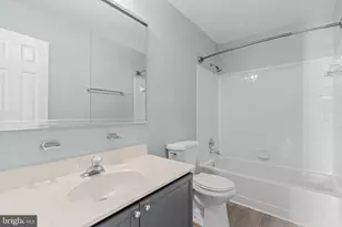 6749 Cardinal Woods Ct, Lorton, VA 22079 - Photo 16
