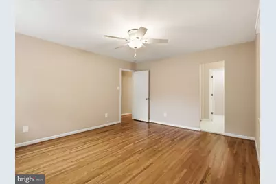 7218 Hadlow Drive, Springfield, VA 22152 - Photo 18