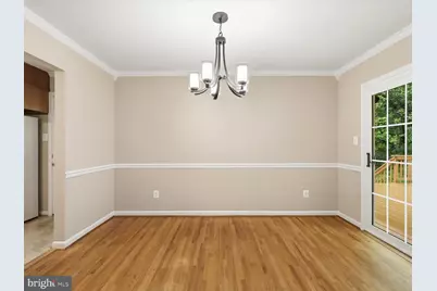 7218 Hadlow Drive, Springfield, VA 22152 - Photo 12