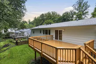 7218 Hadlow Dr, Springfield, VA 22152 - Photo 34