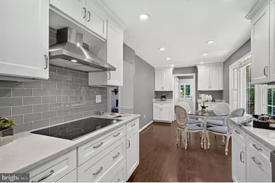 11305 Hunt Farm Lane, Oakton, VA 22124 - Photo 26