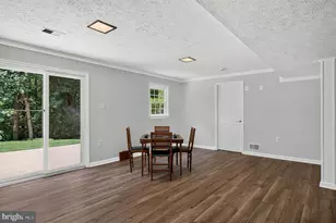 11305 Hunt Farm Ln, Oakton, VA 22124 - Photo 48