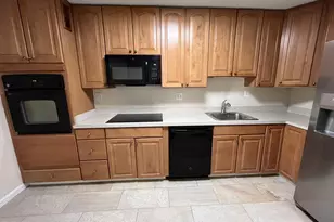 8350 Greensboro Dr, McLean, VA 22102 - Photo 20