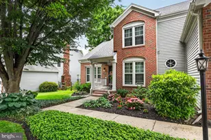 14349 Brookmere Dr, Centreville, VA 20120 - Photo 2