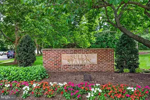14349 Brookmere Dr, Centreville, VA 20120 - Photo 20
