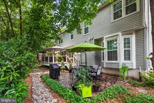 14349 Brookmere Dr, Centreville, VA 20120 - Photo 10