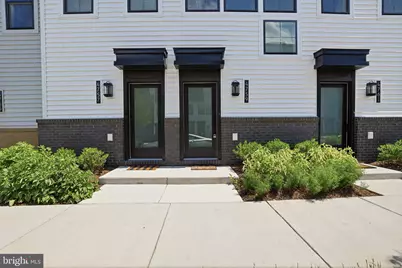 4759 Sully Point Lane #405, Chantilly, VA 20151 - Photo 2