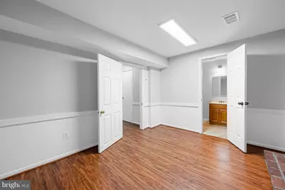 300 Holly Court, Herndon, VA 20170 - Photo 26