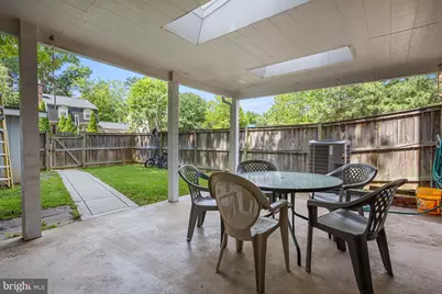 300 Holly Court, Herndon, VA 20170 - Photo 32