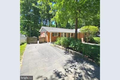 8925 Falling Creek Court, Annandale, VA 22003 - Photo 2