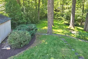 8925 Falling Creek Ct, Annandale, VA 22003 - Photo 12