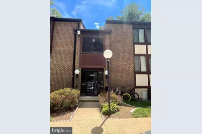 9715 Kings Crown Court #201, Fairfax, VA 22031 - Photo 1