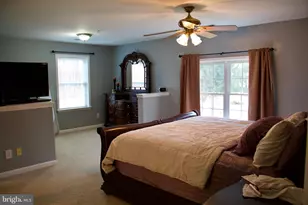 11601 Warren Ln, Fairfax, VA 22030 - Photo 20