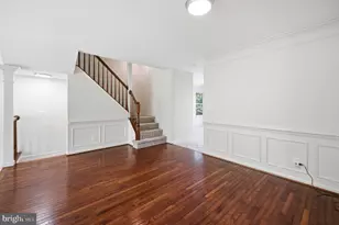 2545 James Monroe Cir, Herndon, VA 20171 - Photo 12