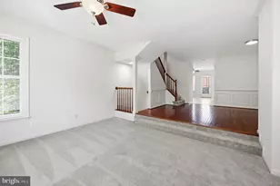 2545 James Monroe Cir, Herndon, VA 20171 - Photo 8