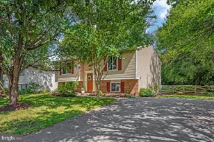 13024 Farthingale Dr, Herndon, VA 20171 - Photo 38