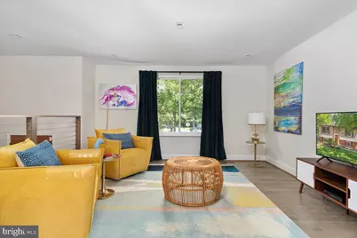 13024 Farthingale Drive, Herndon, VA 20171 - Photo 8