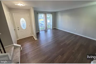 1016 Saber Lane, Herndon, VA 20170 - Photo 4