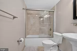 8350 Greensboro Dr, McLean, VA 22102 - Photo 4
