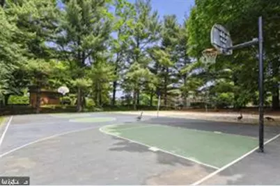 8350 Greensboro Drive #1009, McLean, VA 22102 - Photo 28