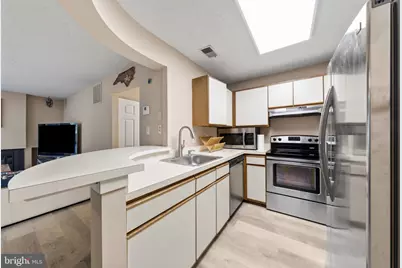 1904 Villaridge Drive, Reston, VA 20191 - Photo 12