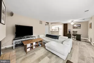 1904 Villaridge Dr, Reston, VA 20191 - Photo 6