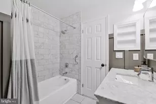 10816 Broadwater Dr, Fairfax, VA 22032 - Photo 16