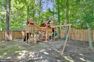 10816 Broadwater Dr, Fairfax, VA 22032 - Photo 52