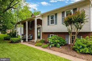 3213 Allness Ln, Herndon, VA 20171 - Photo 12