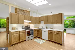 7413 Rebecca Dr, Alexandria, VA 22307 - Photo 14