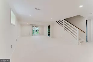 9103 Bramble Pl, Annandale, VA 22003 - Photo 28