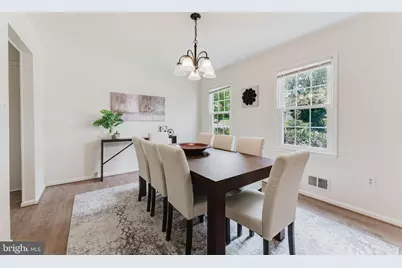 9103 Bramble Place, Annandale, VA 22003 - Photo 12